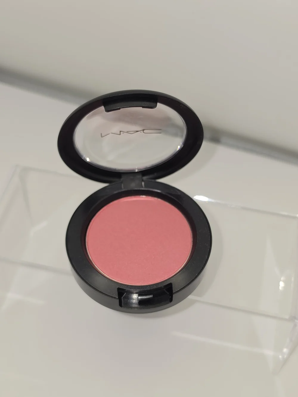 DISCONTINUED MAC POWDER BLUSH- 